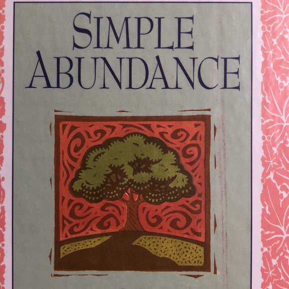 Simple Abundance A Day Book Of Comfort And Joy - Picture 2 of 16